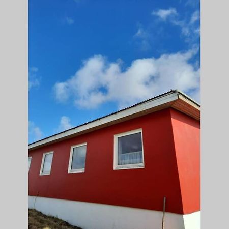The Red House Near The Sea Διαμέρισμα Njarthvik Εξωτερικό φωτογραφία